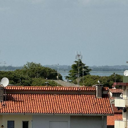 Ca' Vittoria Apartment Lignano Sabbiadoro Luaran gambar